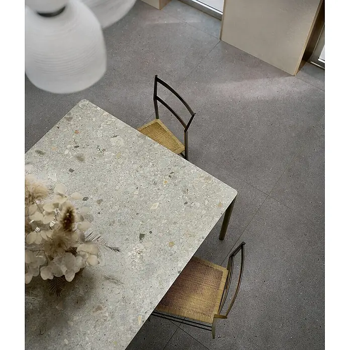 Design-Feinsteinzeug anthrazitfarbener matter 120x120 - Ital. Fliesen - 
