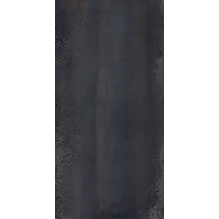 Feinsteinzeug in oxidierter schwarzer Metalloptik 60x120 - Ital. Fliesen -  - Dunkelgraue Texturplatte mit oxidiertem Metall-Look.