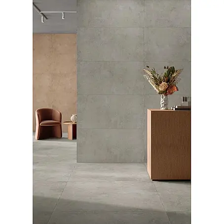 Feinsteinzeug in strukturierter beiger Betonoptik 80x80 - Ital. Fliesen