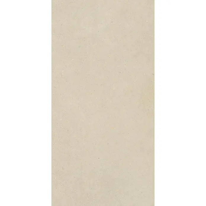 Feinsteinzeug in matter beiger Betonoptik 60x120 - Italienische Fliesen -  - Hellbeige Fliese in Steinoptik mit feinen, hellen Sprenkeln.