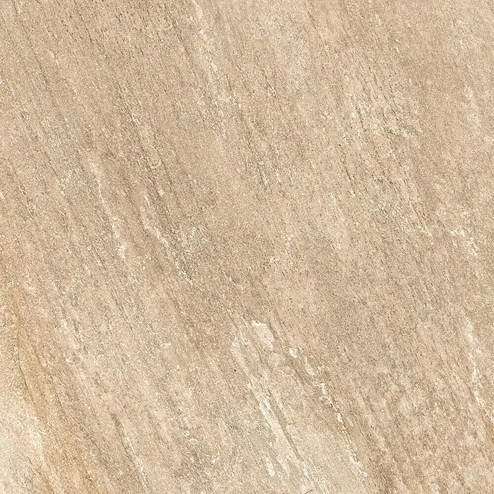 Feinsteinzeug in beiger Steinoptik 60x60, 20 mm, rutschhemmend -  - Beigefarbene, texturierte Oberfläche mit feinen diagonalen Maserungen.