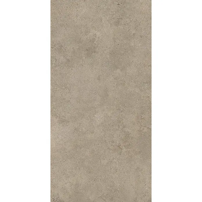 Feinsteinzeug in strukturierter hellgrauer Betonoptik 60x120 -  - Strukturierte grau-beige Betonfliese.