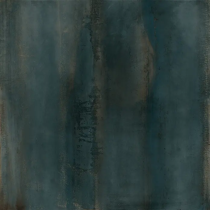 Feinsteinzeug in oxidierter grüner Metalloptik 60x120 - Ital. Fliesen -  - Dunkelpetrolfarbene und braune, distressed Metalltextur, ideal für Oberflächen im Industriestil.