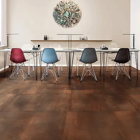 Feinsteinzeug in Corten-oxidierter Metalloptik 60x120 - Ital. Fliesen