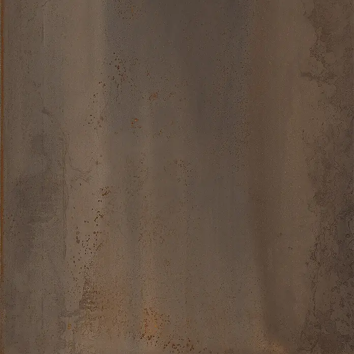 Feinsteinzeug in Corten-oxidierter Metalloptik 60x60 - Italienische Fliesen -  - Dunkelbraune oxidierte Metalloberfläche mit texturierter, gealterter Optik.