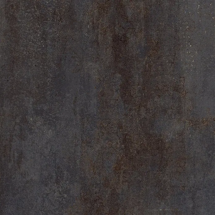 Feinsteinzeug in oxidierter schwarzer Metalloptik 80x80 - Ital. Fliesen -  - Dunkelgraue, strukturierte Metalloberfläche mit oxidiertem, rostigem Aussehen, ideal für industrielle oder rustikale Designs.