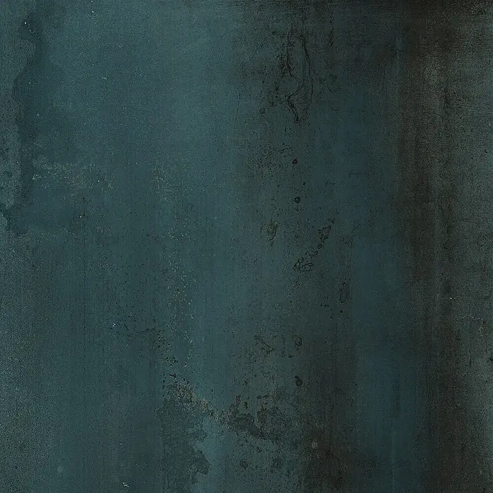 Feinsteinzeug in oxidierter grüner Metalloptik 60x60 - Italienische Fliesen -  - Abgenutzte, dunkelpetrolfarbene Industriestruktur mit melierter Oberfläche.