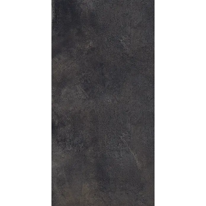 Feinsteinzeug in metallischer schwarzer Betonoptik 60x120 - Ital. Fliesen -  - Dunkelgraue, texturierte Oberfläche mit matter, betonartiger Optik und leichter Marmorierung.