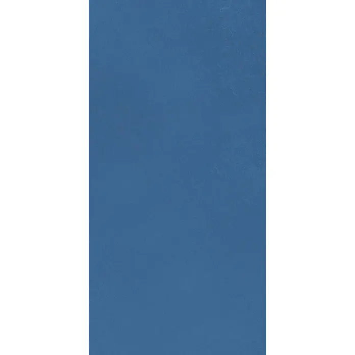 Feinsteinzeug in farbiger dunkelblauer Betonoptik 60x120 - Ital. Fliesen -  - Tiefblaues, fein texturiertes Material.