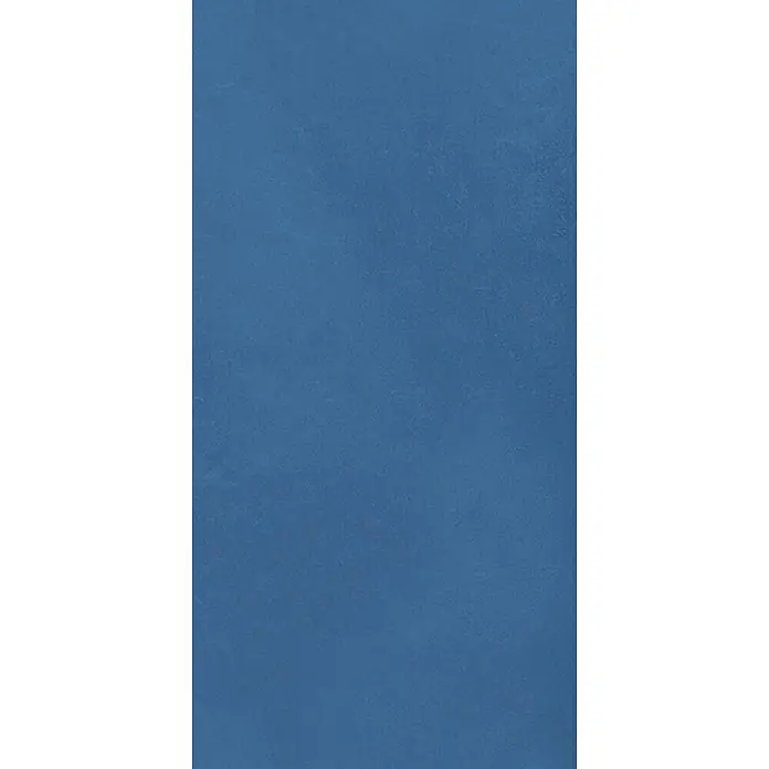 Feinsteinzeug in farbiger dunkelblauer Betonoptik 60x120 - Ital. Fliesen -  - Dunkelblaue strukturierte Oberfläche mit mattem Finish.