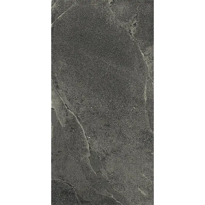 Feinsteinzeug in schwarzer Steinoptik 60x120, 20 mm, rutschhemmend -  - Dunkelgrauer Naturstein mit helleren Maserungen und strukturierter Oberfläche.