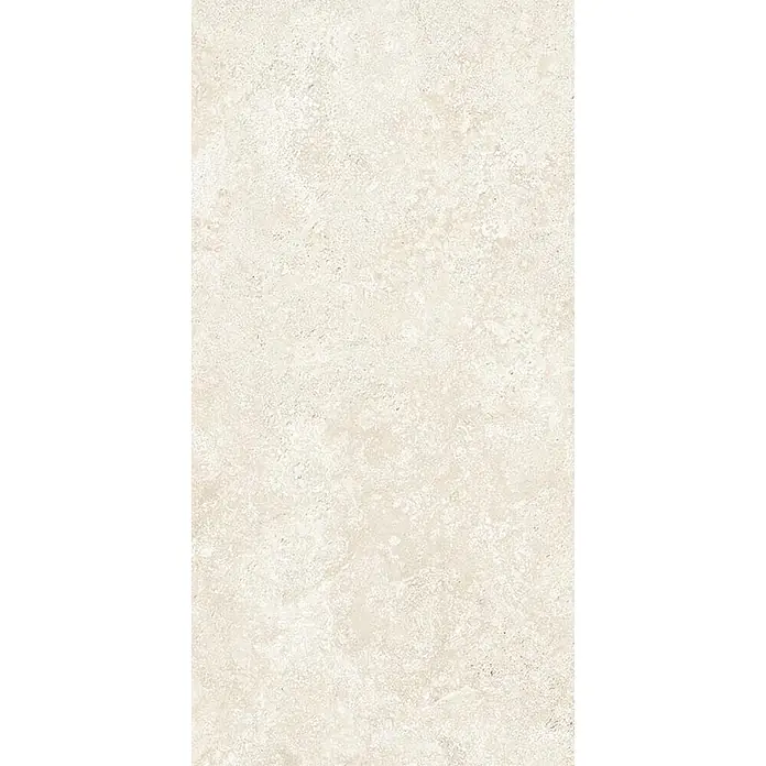 Feinsteinzeug in weißer Steinoptik 60x120, 20 mm, rutschhemmend -  - Hellebeige texturierte Natursteinoberfläche mit subtilen Variationen.