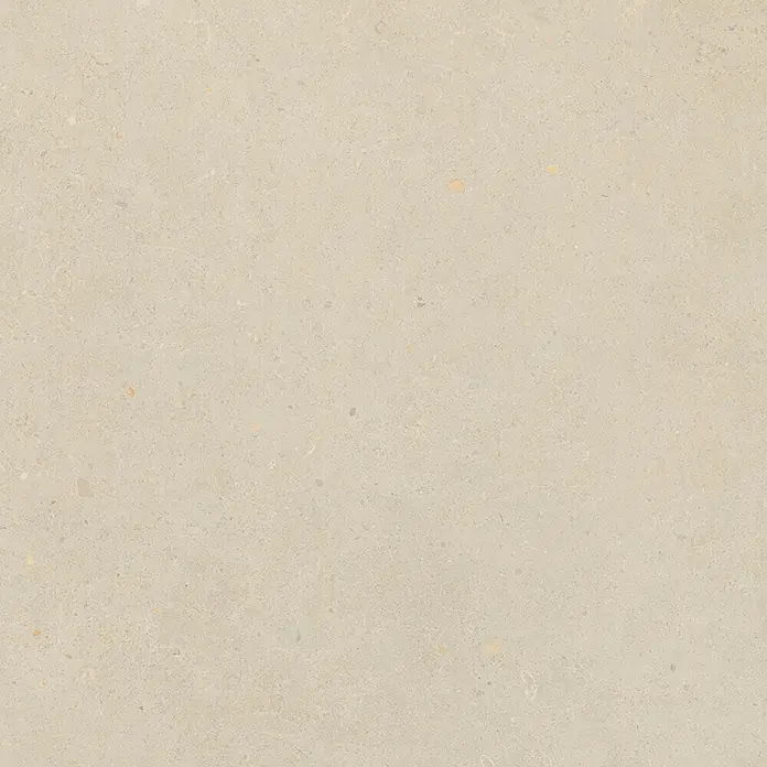 Feinsteinzeug in matter beiger Betonoptik 60x60 - Italienische Fliesen -  - Helle beige gesprenkelte Steinplatte mit gleichmäßiger Textur.
