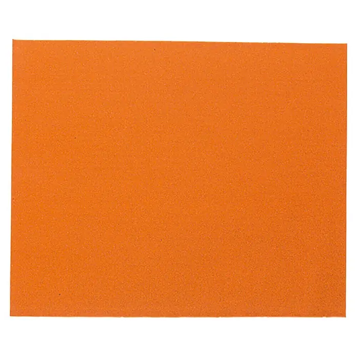 BAUHAUS Schleifpapier Super - Körnung: 0,046 mm - Nahaufnahme eines orangefarbenen Bastelbogens aus Moosgummi, ideal für kreative Projekte und Dekorationen.