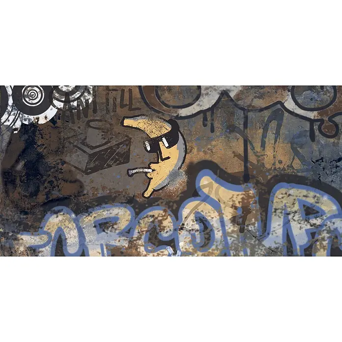 Dekorierte Graffiti-Feinsteinzeug Wandfliese in Mehrfarbig - Ital. Fliesen -  - Buntes Graffiti eines coolen Sichelmonds mit Sonnenbrille und Zigarette auf einer rostigen Metallwand, umgeben von weiteren Tags und Tropfspuren.