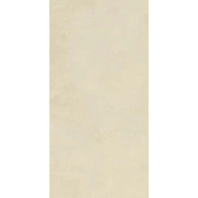 Feinsteinzeug in gewachster elfenbein Betonoptik 60x120 - Ital. Fliesen -  - Helle beigefarbene strukturierte Oberfläche mit leichten Unebenheiten und feinen Rissen.