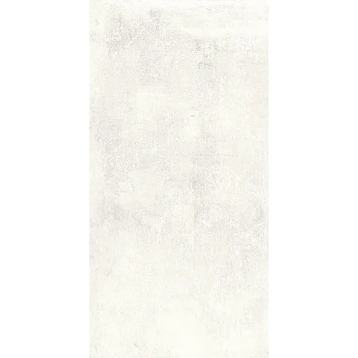 Feinsteinzeug in weißer Harzoptik 30x60 - Italienische Fliesen -  - Helle, rau texturierte Oberfläche, die Beton oder alten Putz ähnelt.