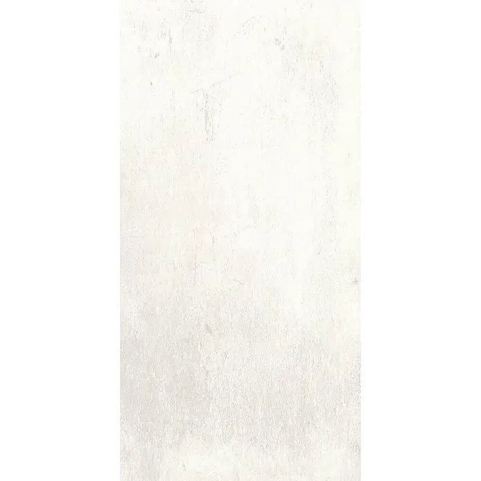 Feinsteinzeug in weißer Harzoptik 30x60 - Italienische Fliesen -  - Hellgraue Textur mit subtilen Weiß- und Cremetönen, die an verwitterten Beton oder Putz erinnert.