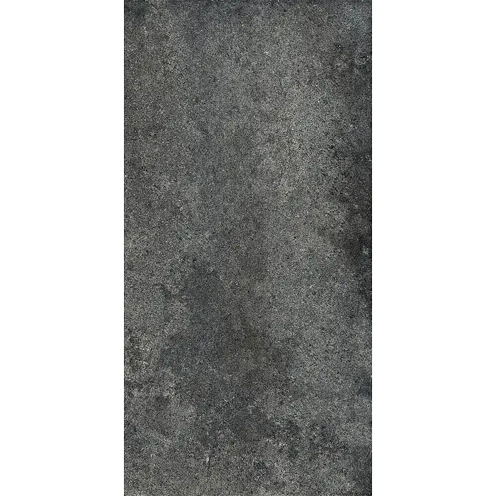 Feinsteinzeug in Pure schwarzer Steinoptik 60x120 - Italienische Fliesen -  - Dunkelgraue, strukturierte Oberfläche, die gealtertem Beton oder Stein ähnelt, mit subtilen Variationen.