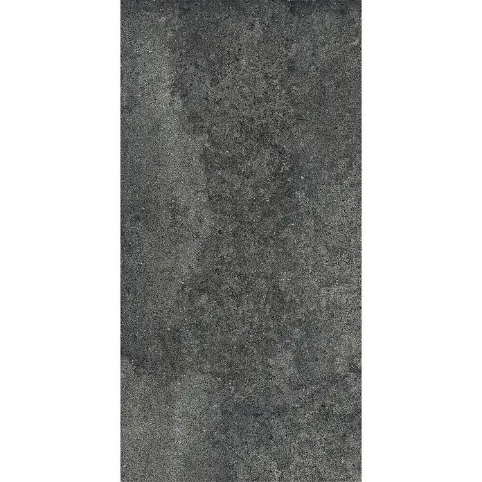 Feinsteinzeug in Pure schwarzer Steinoptik 60x120 - Italienische Fliesen -  - Dunkelgraue, rau strukturierte Oberfläche, ähnlich Beton oder Naturstein.