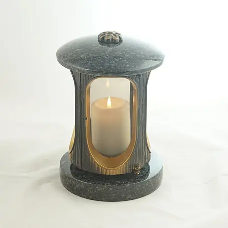 Runde Grablaterne Ø 15 cm, H 22 cm, Granit Nero Impala, Gold-Messing