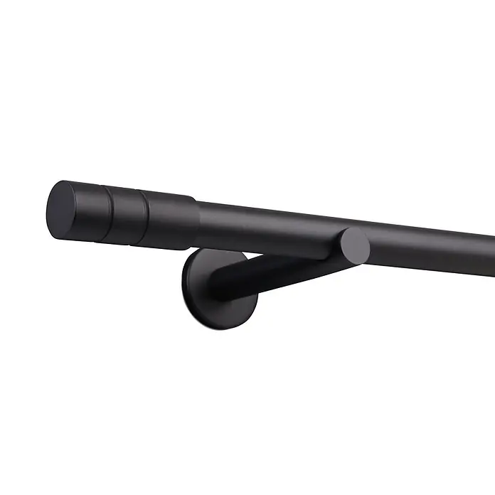 Gardinenstangen-Set Länge 600cm Style Metall Zylinder Schwarz -  - Schwarze Metall-Gardinenstange mit zylindrischem Endstück und passender Wandhalterung.