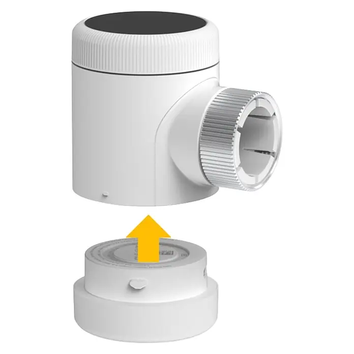Tado Juego de termostato - Blanco/Negro, Termostáto + Bridge + 2 Cabezales - Componentes blancos de enchufe inteligente con parte superior negra y borde de toma plateado, mostrando una base con flecha para el montaje.