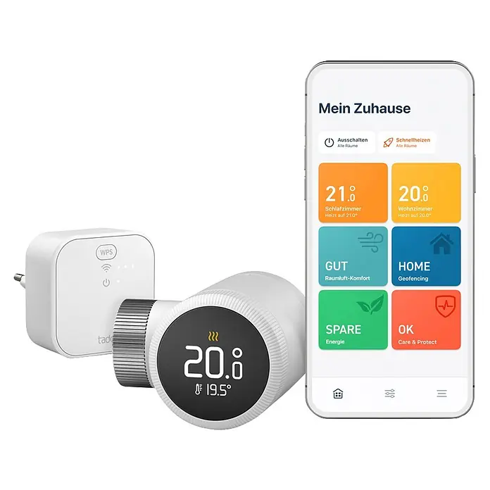 Tado Juego de termostato Bridge X + Cabezal Termoestático X - Blanco, Cabezal y Bridge - Termostato y pasarela inteligentes blancos, con un smartphone que muestra la aplicación de control con temperaturas y ajustes.