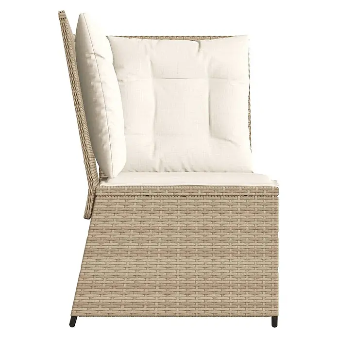 Furnicato Gartensessel aus PE-Rattan, Beige -  - Heller Rattan-Gartensessel in Beige mit cremefarbenen Kissen, Seitenansicht.