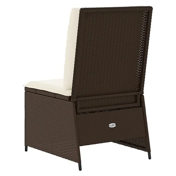 Furnicato Gartensessel mit Liegefunktion aus PE-Rattan, Braun -  - Brauner Rattan-Gartenstuhl mit cremefarbenen Kissen, von hinten gesehen.