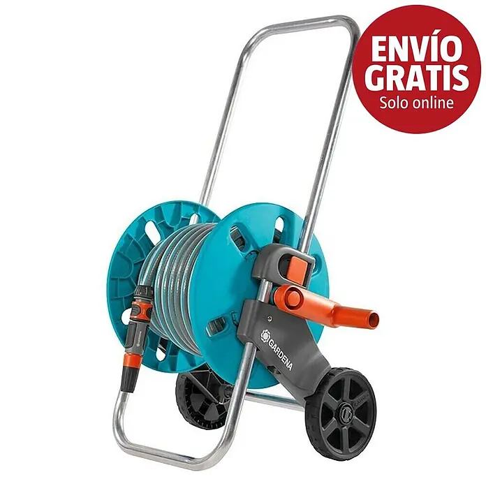 Gardena Kit carro portamangueras Aquaroll S - 20 m - Carro portamangueras Gardena con carrete turquesa y gris, estructura de metal plateado, ruedas grises y detalles naranjas, sujetando una manguera de jardín gris.
