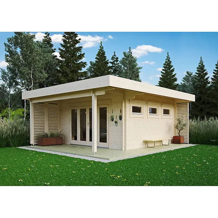 Gartenlounge Modell Sandra 44 G, 19.47  m², Isolierverglasung -  - Helles Gartenhaus aus Holz mit Flachdach, großen Glastüren und kleiner Veranda, in einem grünen Garten mit Bäumen.