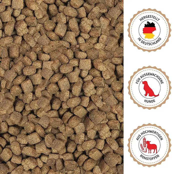 Supravit Hundefutter trocken 4kg für Hunde mit Lamm & Reis -  - Braunes Hundefutter-Trockenfutter. Etiketten weisen auf Herstellung in Deutschland, für erwachsene Hunde, aus hochwertigen Rohstoffen hin.