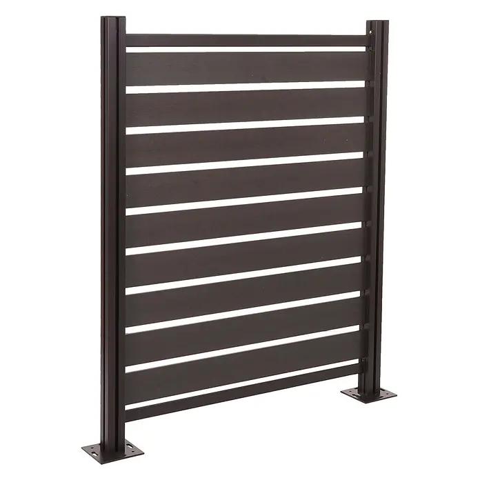 Alu Mülltonnen-Zaun 130x110x6 Basiselement Anthrazit Holzoptik erweiterbar -  - Anthrazitfarbene Sichtschutzwand mit horizontalen Lamellen und stabilen Pfosten.