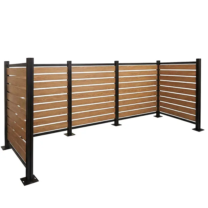Alu Mülltonnen-Zaun 130x300x110cm Hellbraun Holzoptik erweiterbar -  - Modularer Sichtschutz aus hellbraunen Holzlatten und schwarzem Metallrahmen, L-förmig angeordnet.
