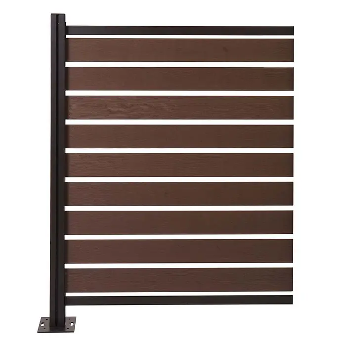 Alu Mülltonnen-Zaun 130x100x6cm Braun Holzoptik erweiterbar -  - Dunkelbraunes Lamellen-Sichtschutzpaneel mit schwarzem Metallrahmen und Pfosten.