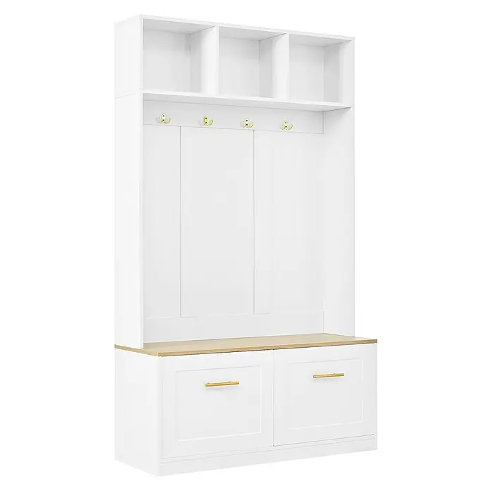 SONNENH Kompaktgarderobe 105 x 40 x 180 cm, 7 Fächer, Natur/Weiß -  - Weißer Garderobenschrank mit heller Holzbank, oberen Regalen, goldenen Haken und zwei Unterschränken mit goldenen Griffen.
