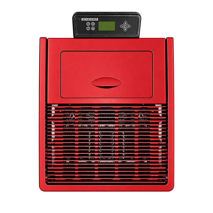 SCHENGER Pelletofen HP07 rot 8,0 kW A++ Vollautomatisch WLAN -  - Rotes SCHENGER Klimagerät mit schwarzem Digitalbedienfeld und gerasterter Front, die interne Lüfter zeigt.