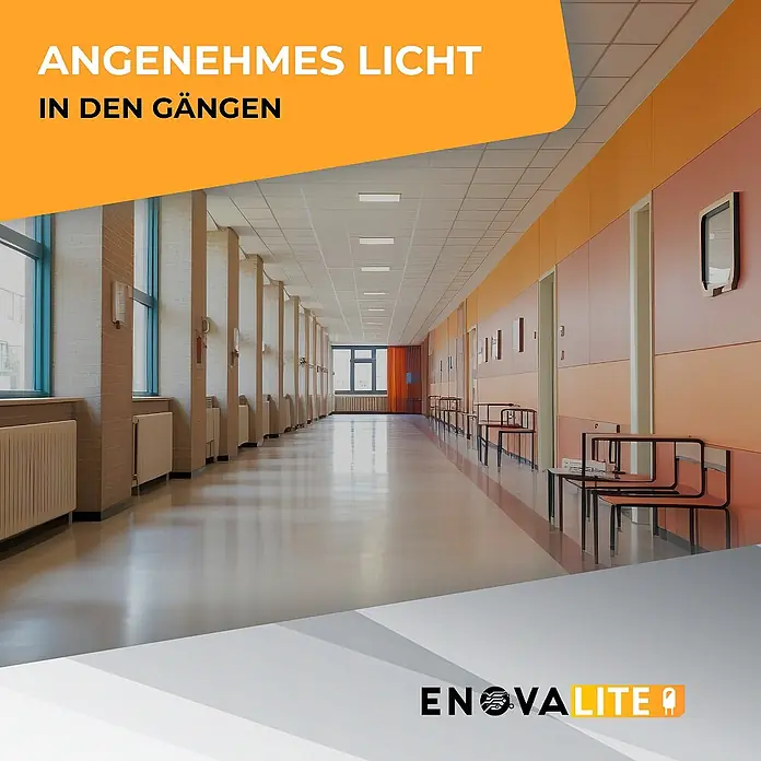 ENOVALITE LED Panel 36 W 6000 K kaltweiß -  - Moderne Deckenleuchten sorgen für angenehme Beleuchtung in einem langen Flur.