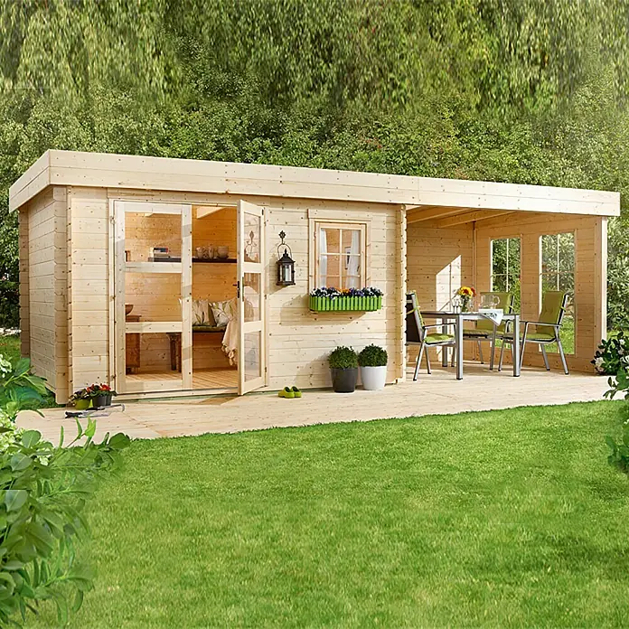 Kiehnholz Gartenhaus Lounge 3 - Außenmaß inkl. Dachüberstand (B x T): 605 x 282 cm, Holz, Natur - Dieses Bild zeigt ein modernes Gartenhaus mit Terrasse, ideal für Entspannung und Freizeit im Freien.
