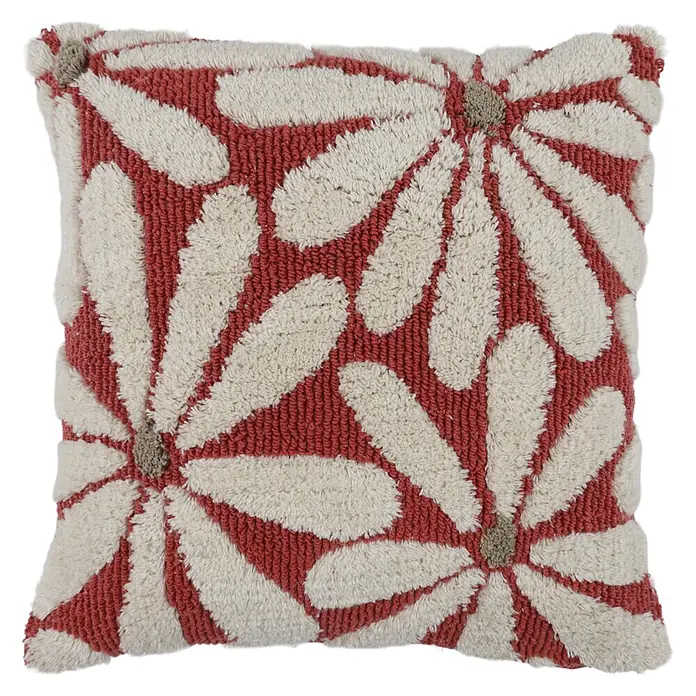 Cojín Edel - 45 x 45 cm, Textil, Teja, Cuadrado - Cojín cuadrado tufted con fondo rojo y patrón floral crema. Los centros de las margaritas son gris-beige.