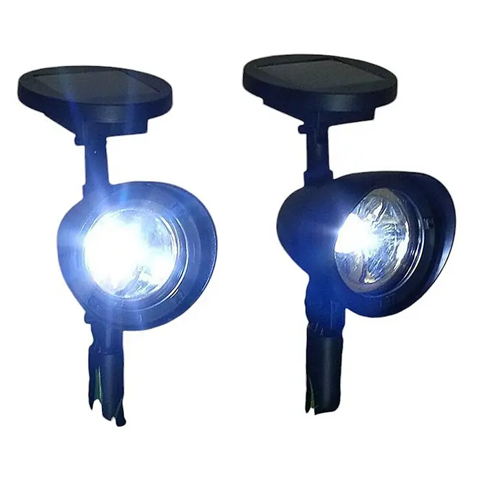 2 er Set LED Solarleuchten Solarstrahler -  - Zwei schwarze Solar-Gartenstrahler mit leuchtend weißen LEDs, für den Außenbereich.
