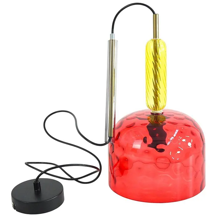 Pendelleuchte AYLA Glasschirm rot-gelb -  - Rote Glas-Pendelleuchte mit gelbem gedrehtem Glasleuchtmittel und Metallakzenten.