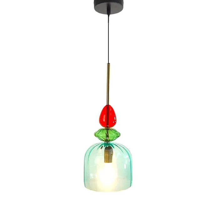 Pendelleuchte PIA einflammig Glasschirm -  - Bunte Glas-Pendelleuchte mit roten, grünen und aqua Elementen, goldener Stange und schwarzer Deckenrosette.