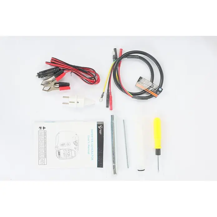 Ultimatron ULT-2000, 2,0 kW Benzin Stromerzeuger -  - Verschiedenes Zubehör für Inverter-Generatoren: Überbrückungskabel, Netzstecker, Benutzerhandbuch, Schraubendreher, Schraubenschlüssel.