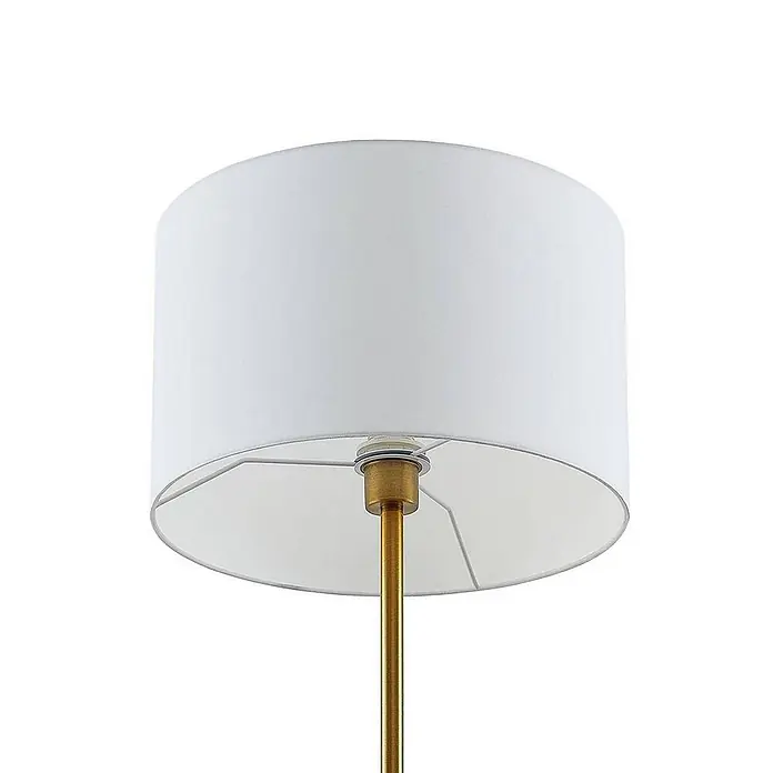 Lindby Stehlampe Leselampe in bronze, creme, Stehleuchte -  - Weißer zylindrischer Stofflampenschirm, von unten gesehen, mit Innenrahmen und goldenem Lampenstiel.