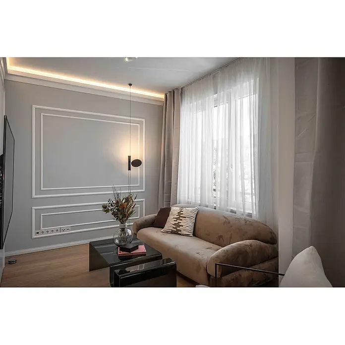 NOEL & MARQUET Eckleiste SM LxBxH: 200 x 9.5 x 10.5 cm 1 Stk. weiß -  - Moderne schwarze Wandleuchte, minimalistisches Design, beleuchtet ein Wohnzimmer mit warmem Ambiente, bereichert die Einrichtung.