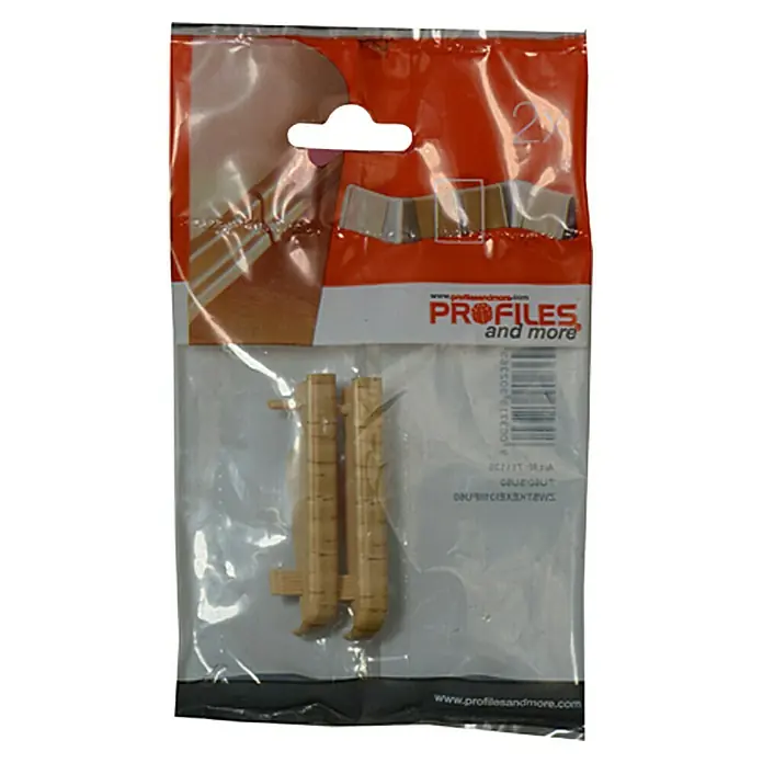 Profiles and more Übergangskappe FU60L - Eiche Natur, 2 Stk. - Eine Packung mit zwei hellbraunen "Profiles and more" Clip-Installationswerkzeugen in einer versiegelten Plastikverpackung mit rotem und weißem Aufdruck.