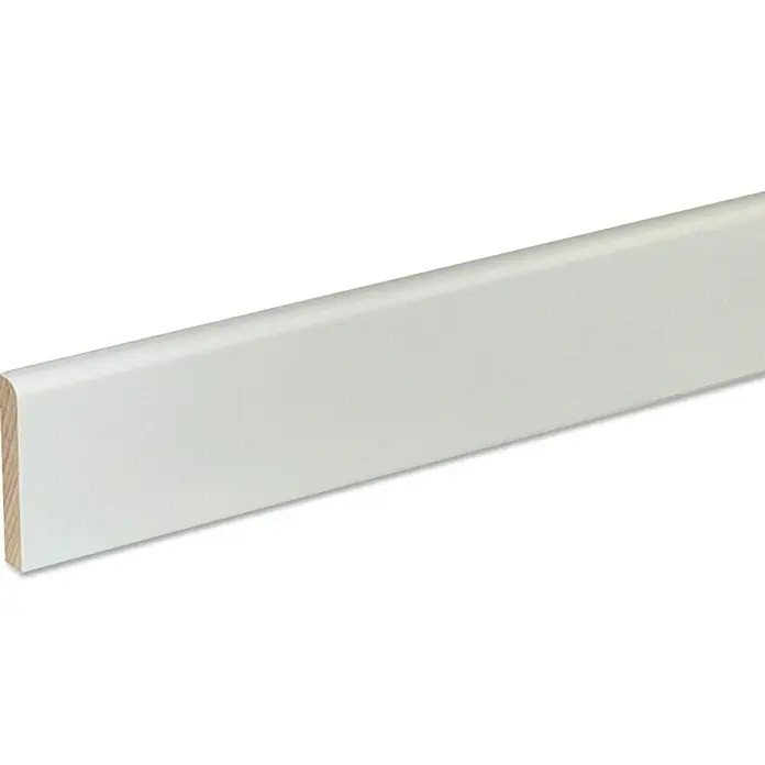 Sockelleiste - 240 cm x 9 mm x 60 mm, Lackiert, Weiß - Weiß lackierte Sockelleiste aus Holz, ideal für die stilvolle Gestaltung von Innenräumen und zum Schutz der Wand vor Beschädigungen.