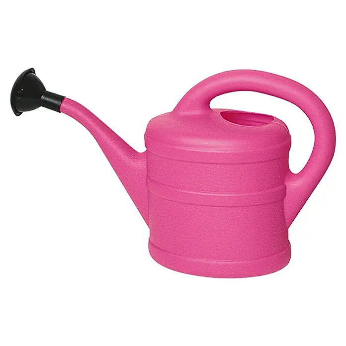 Geli Gießkanne - Pink, 2 l - Rosa Gießkanne mit schwarzem Aufsatz. Die Gießkanne ist aus Kunststoff und hat einen Griff zum einfachen Tragen.